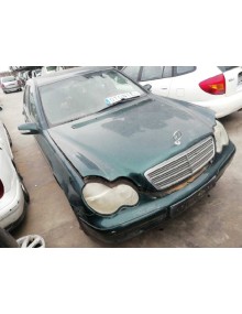 mercedes-benz clase c (w203) berlina del año 2001 2