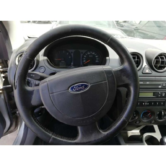 ford fiesta (cbk) del año 2003