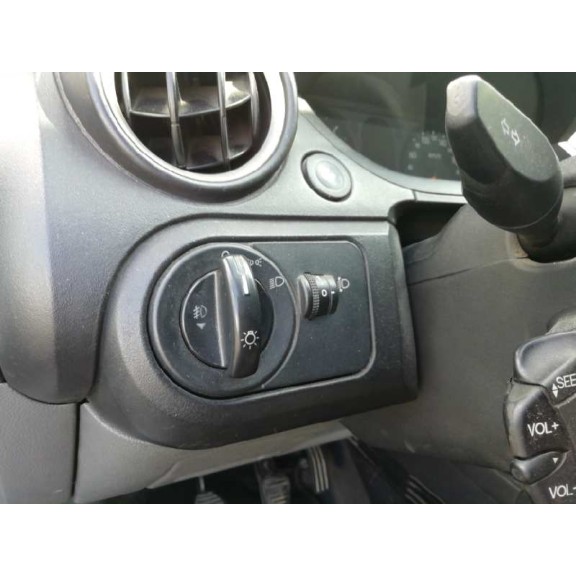 ford fiesta (cbk) del año 2003