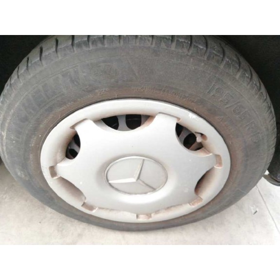 mercedes-benz clase c (w203) berlina del año 2001