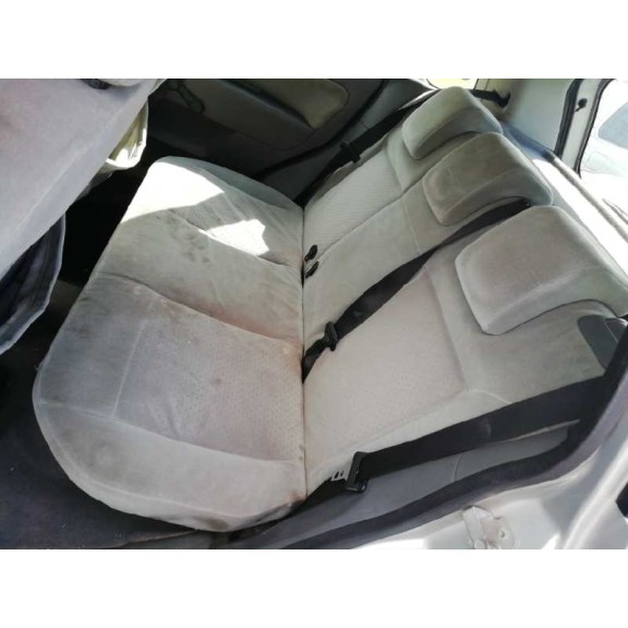 ford fiesta (cbk) del año 2003