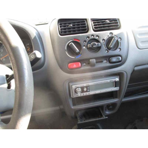 suzuki ignis rg (fh) del año 2001