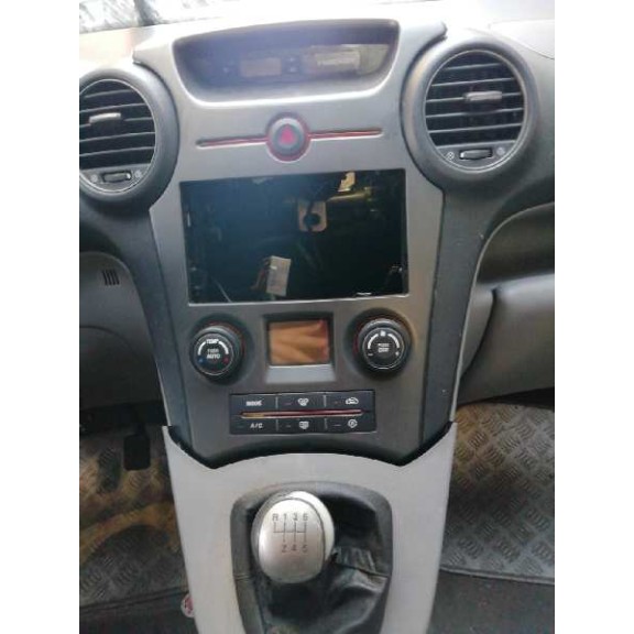 kia carens (un) del año 2007