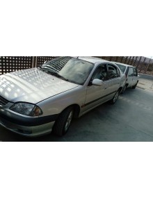toyota avensis berlina (t 22) del año 2000 2