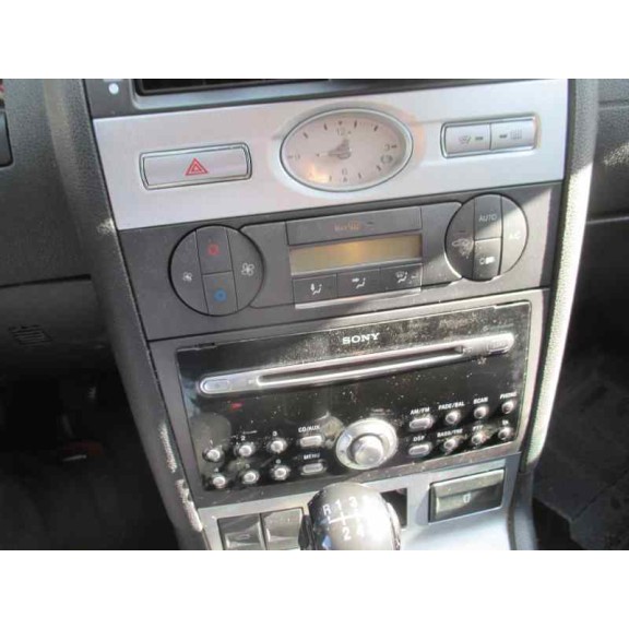 ford mondeo berlina (ge) del año 2004