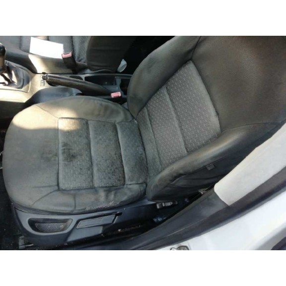 skoda octavia berlina (1z3) del año 2012