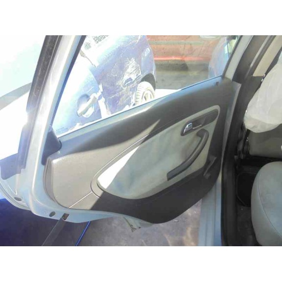 seat cordoba berlina (6l2) del año 2003