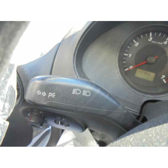 seat cordoba berlina (6l2) del año 2003