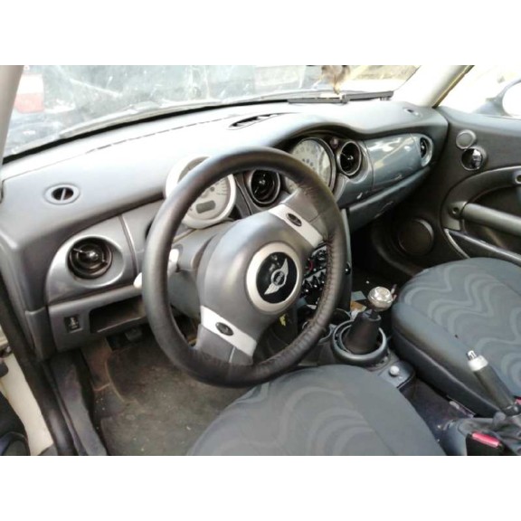 bmw mini (r50,r53) del año 2004