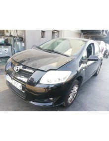 toyota auris del año 2008