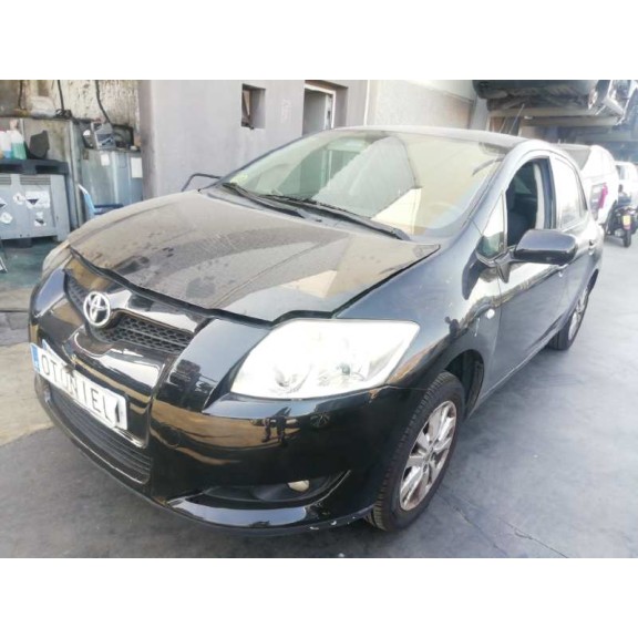 toyota auris del año 2008