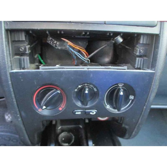 seat toledo (1m2) del año 1999