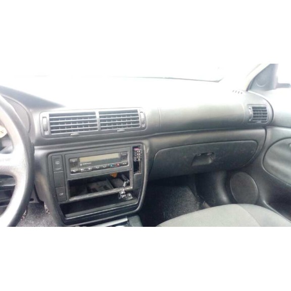 volkswagen passat berlina (3b3) del año 2002