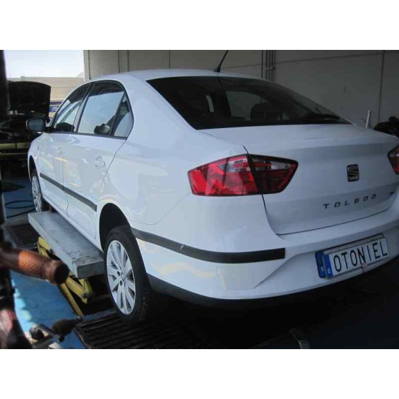 seat toledo (kg3) del año 2015