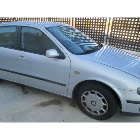 seat toledo (1m2) del año 1999