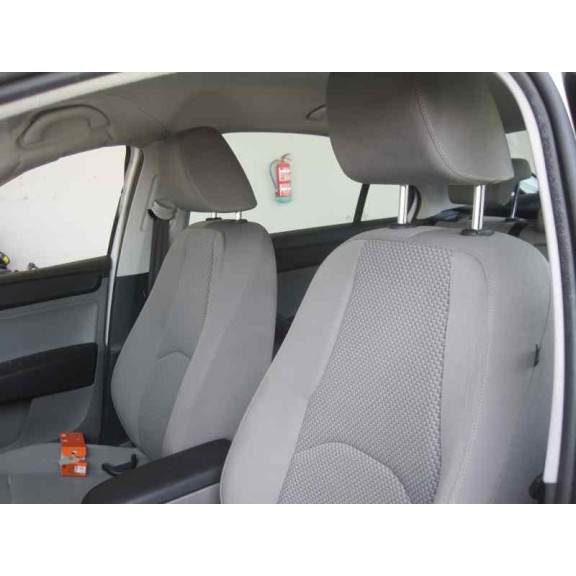 seat toledo (kg3) del año 2015