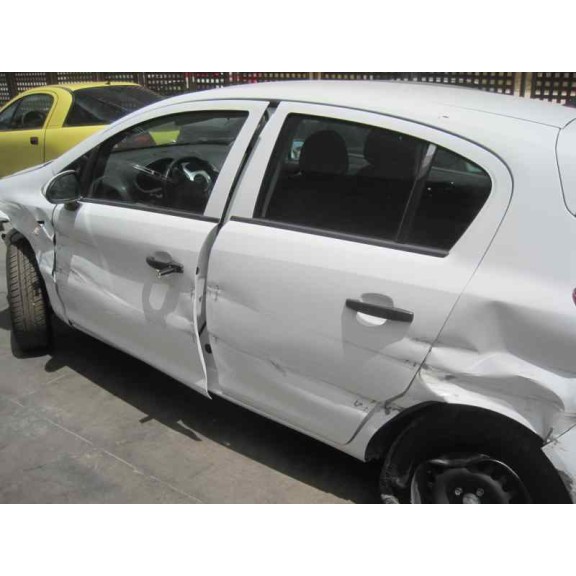 opel corsa d del año 2012