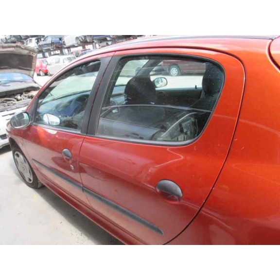 peugeot 206 berlina del año 1999