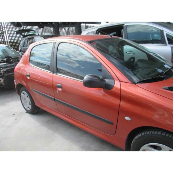 peugeot 206 berlina del año 1999