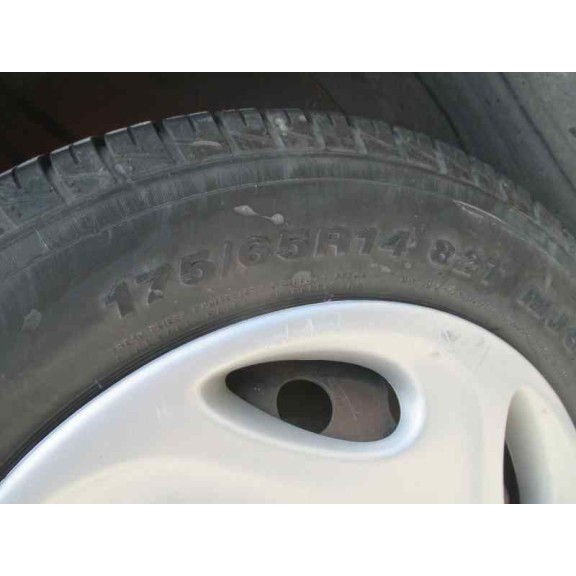 peugeot 206 berlina del año 1999