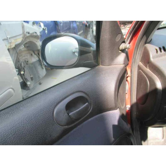 peugeot 206 berlina del año 1999