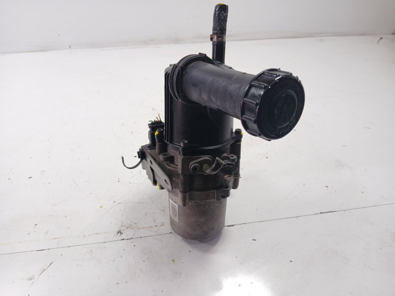 Recambio de bomba direccion para peugeot 3008 active referencia OEM IAM 9803397980  