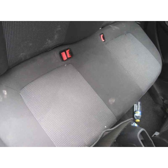 opel corsa d del año 2012