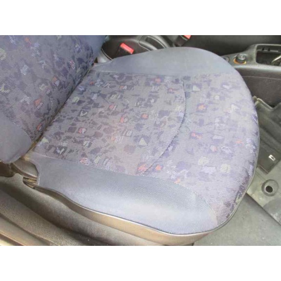 peugeot 206 berlina del año 1999