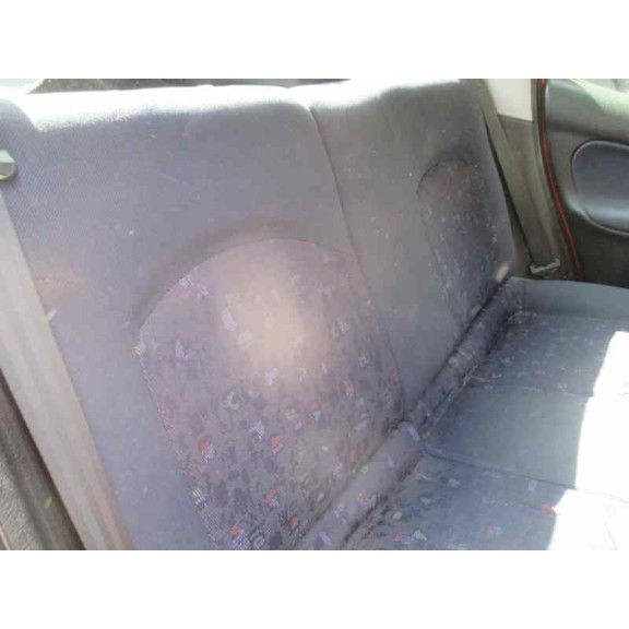 peugeot 206 berlina del año 1999