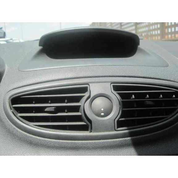 renault clio iii del año 2006