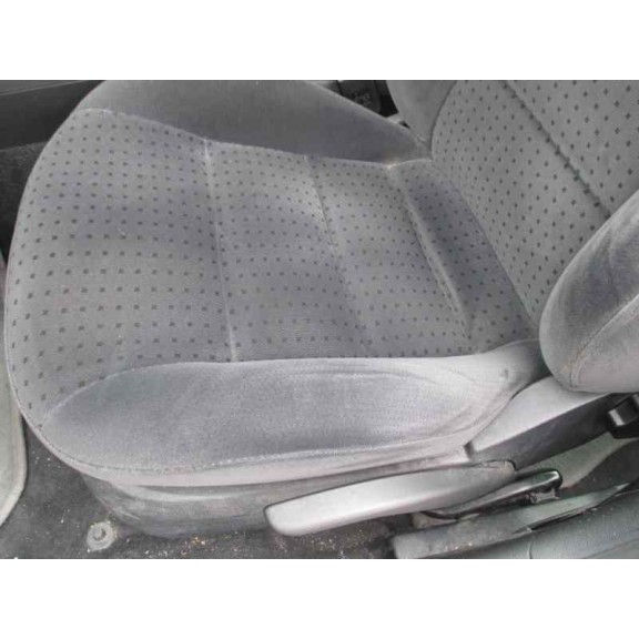 volkswagen passat berlina (3b2) del año 2000