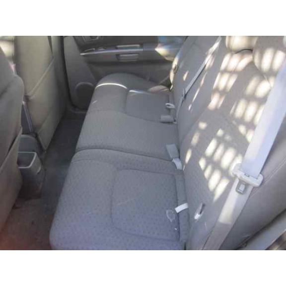 kia carens del año 2004