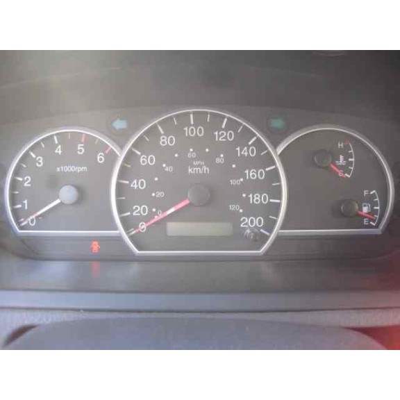 kia carens del año 2004