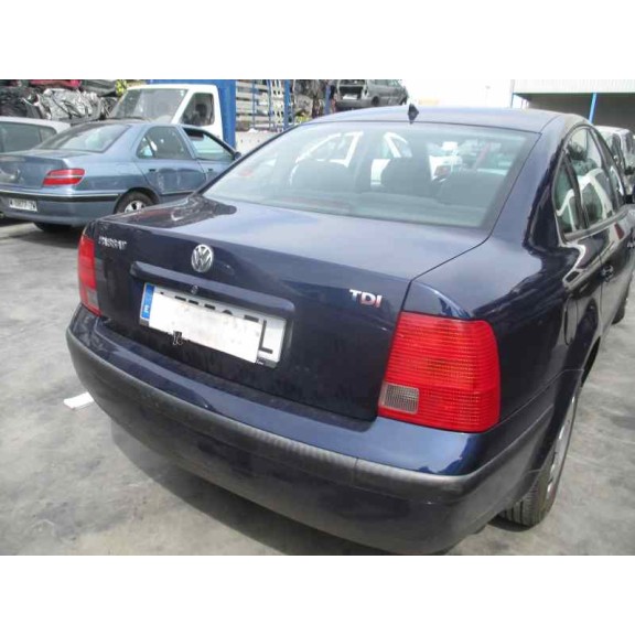 volkswagen passat berlina (3b2) del año 2000