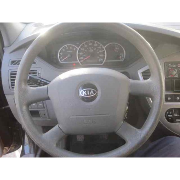 kia carens del año 2004