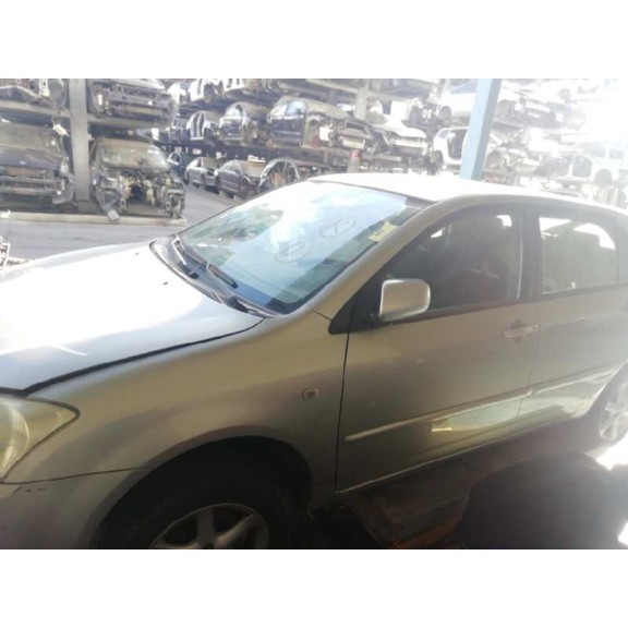 toyota corolla (e12) del año 2005