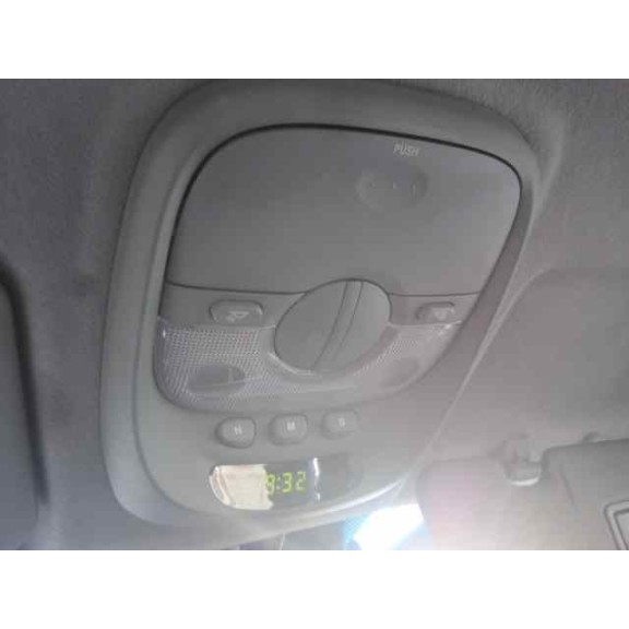 kia carens del año 2004