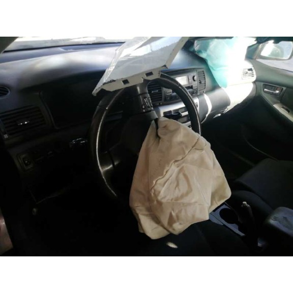 toyota corolla (e12) del año 2005