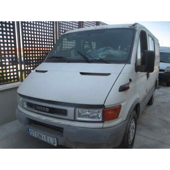 iveco daily caja cerrada (1999 =>) del año 2002