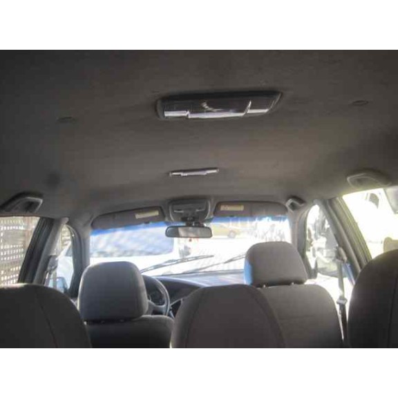 kia carens del año 2004