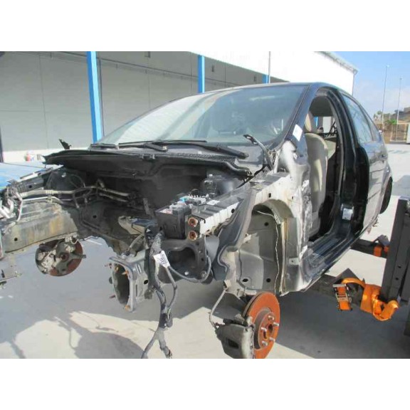 ford focus berlina (cap) del año 2006