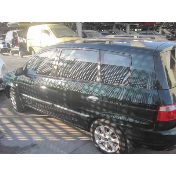 kia carens del año 2004