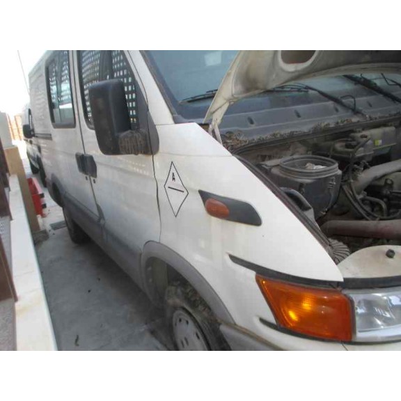 iveco daily caja cerrada (1999 =>) del año 2002