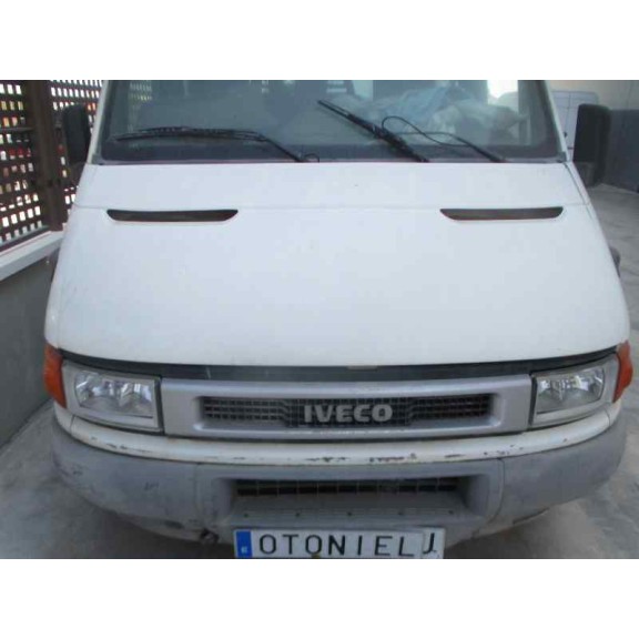 iveco daily caja cerrada (1999 =>) del año 2002