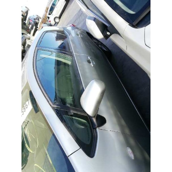 toyota auris del año 2007