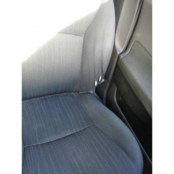 toyota auris del año 2007