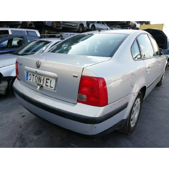 volkswagen passat berlina (3b2) del año 1997