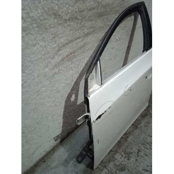 Recambio de puerta delantera izquierda para chevrolet cruze station wagon lt+ referencia OEM IAM 95987757 SIN ACCESORIOS 