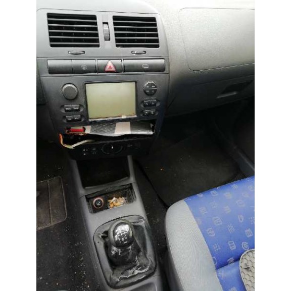 seat ibiza (6k1) del año 2001