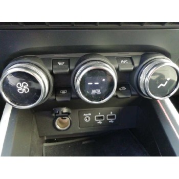 Recambio de mando climatizador para renault clio v referencia OEM IAM 275100935r  